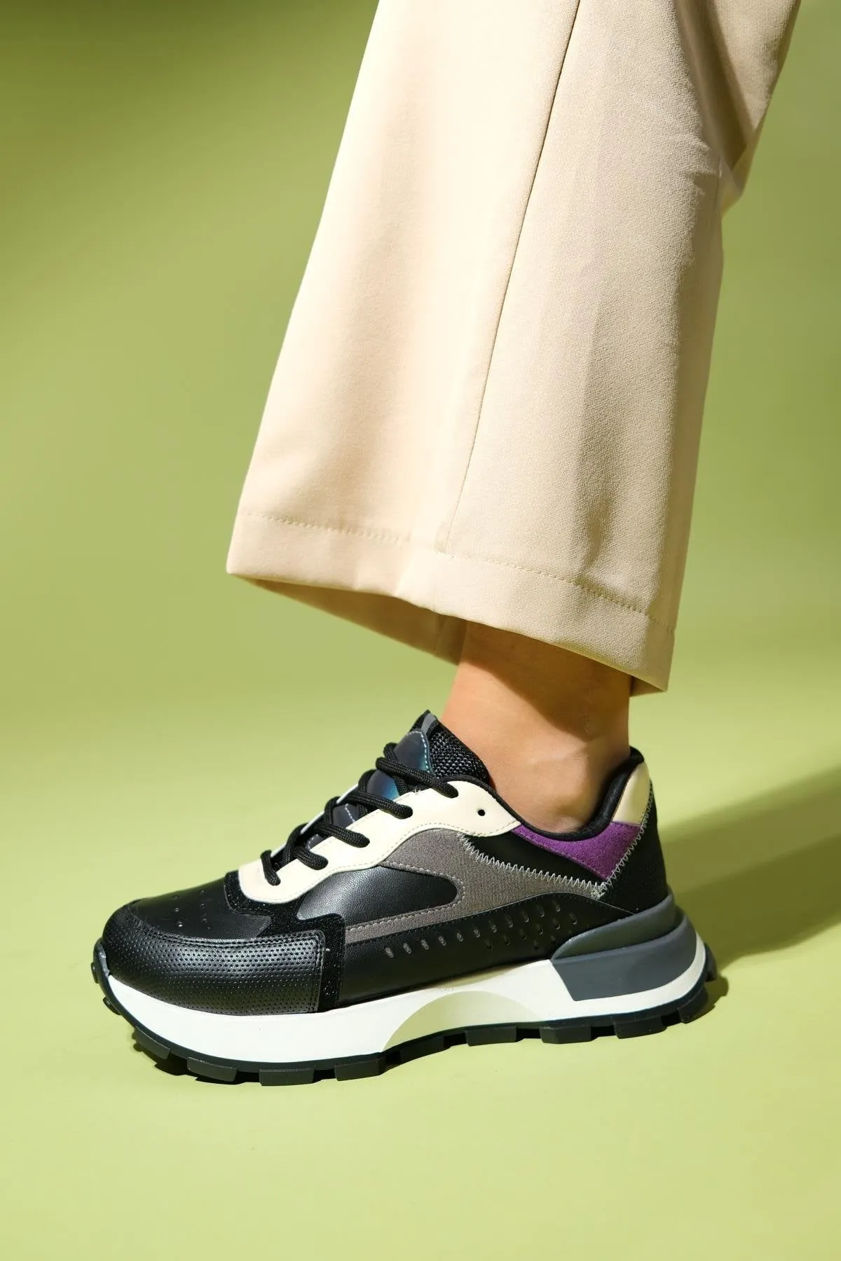 Black Purple Women's Sports Shoes