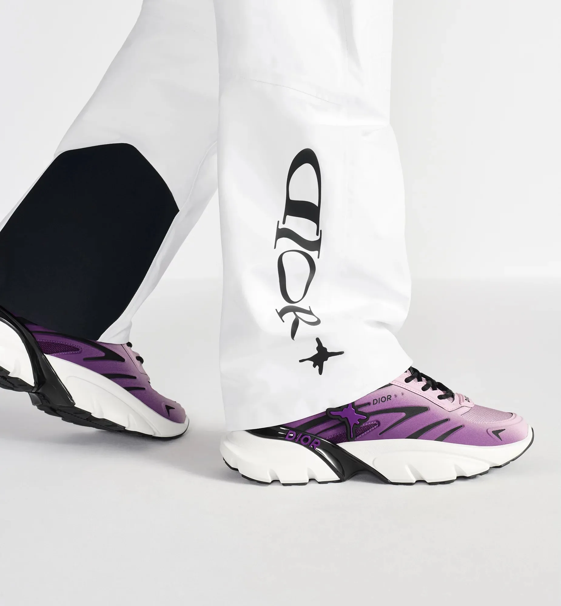 Dior And Lewis Hamilton B44 Blade Sneaker – Limited And Numbered Edition