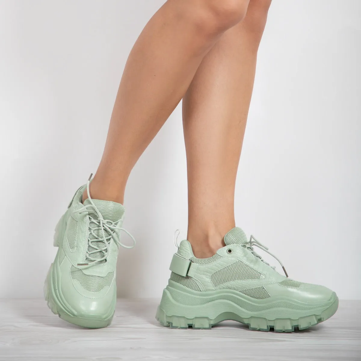 RAID Malibu Chunky Trainer in Mint