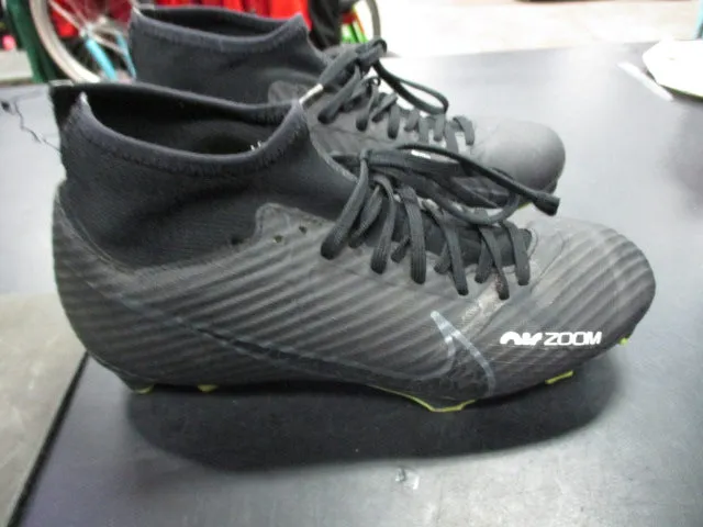 Used Nike Mercurial Superfly 9 Club Air Zoom Size 4.5 Cleats (Back Ripped)