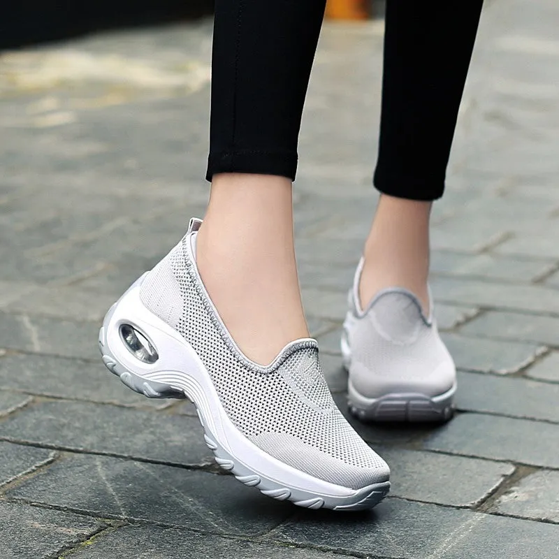 Women's Fashion Flying Woven Cosy Walking Shoes